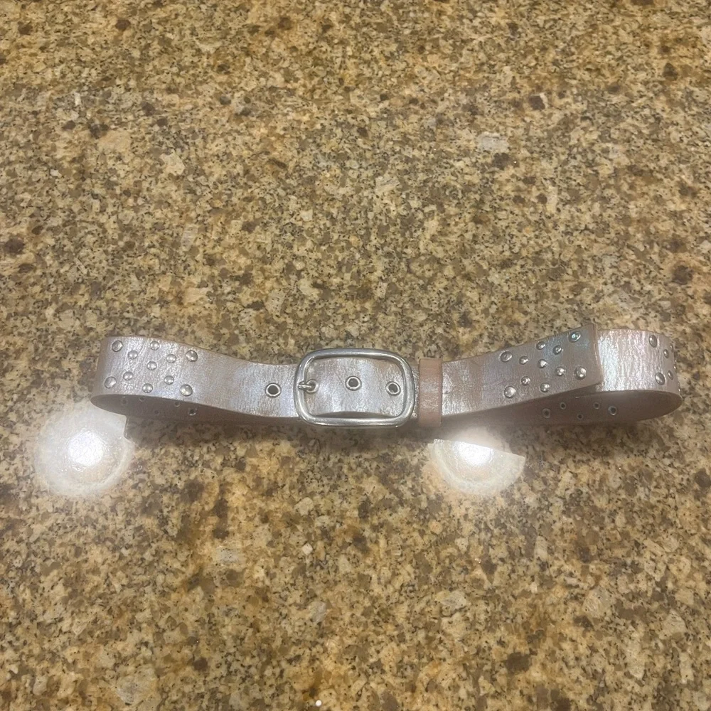 Women’s Wide Belt Washed Silver Leather With Silver Studs Size S - Picture 1 of 9